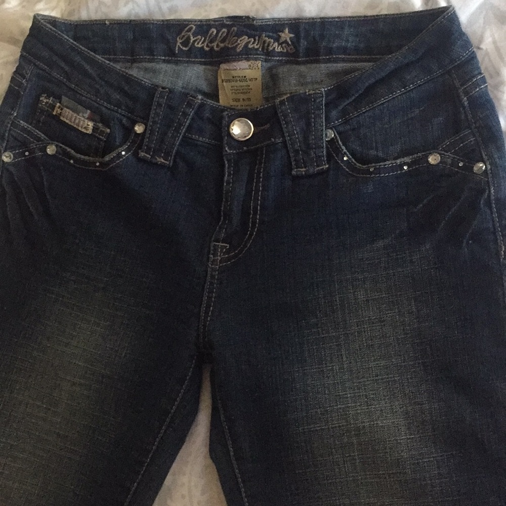 Denim jeans with rhinestone accent